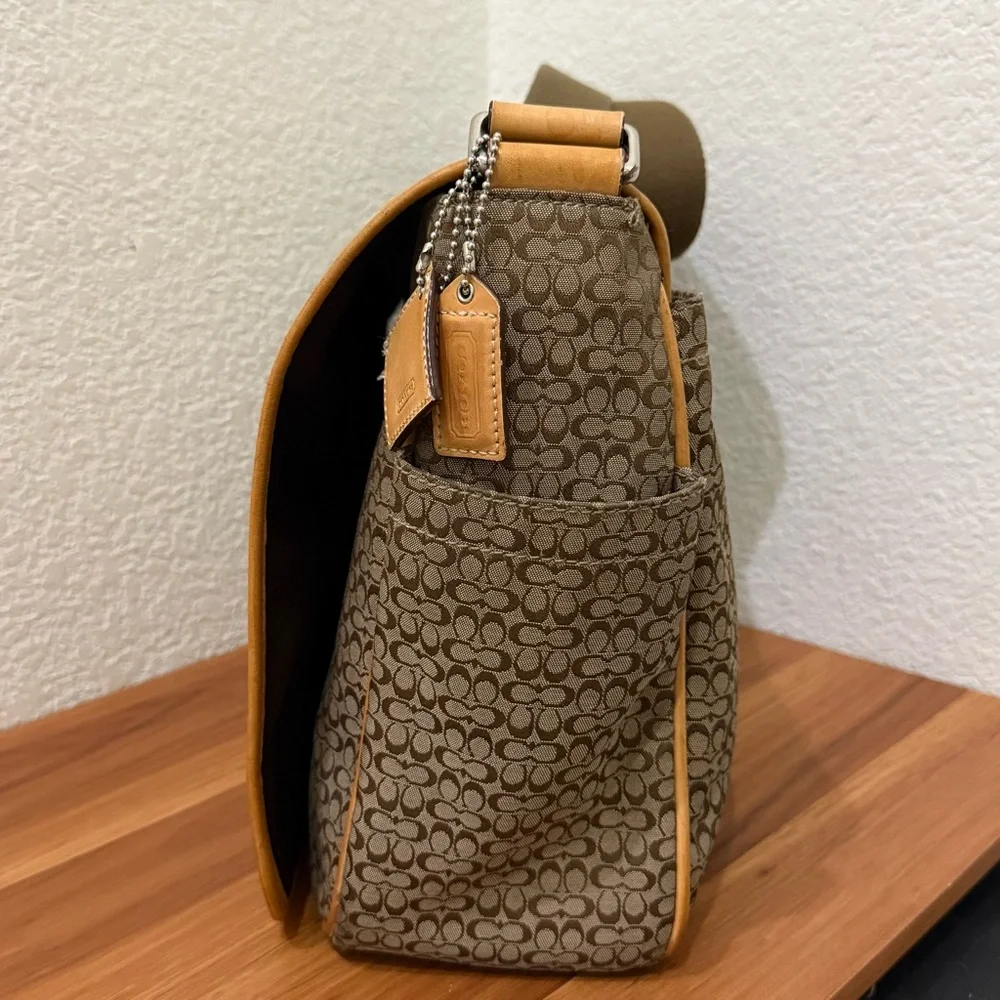 Vintage Y2K COACH F77004 Brown Signature Hudson Commuter Messenger Laptop Bag